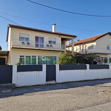Vivenda Atlantico Hotel Vila Praia de Ancora Bagian luar foto
